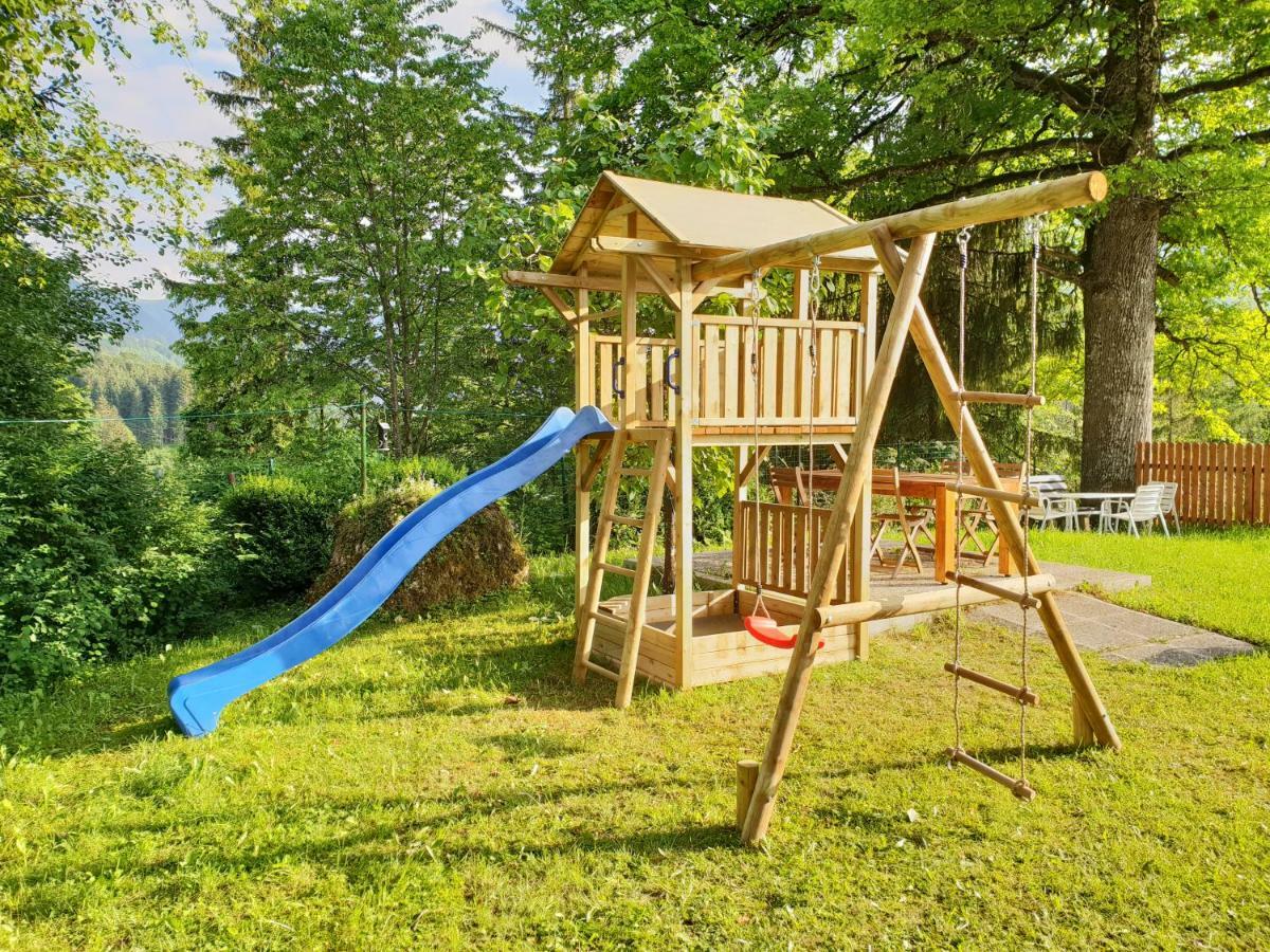 Ferienbungalow Mountain View Wood ชปิทัล อัม เพิร์ม ภายนอก รูปภาพ