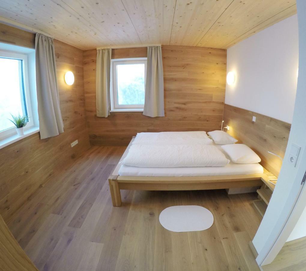 Ferienbungalow Mountain View Wood ชปิทัล อัม เพิร์ม ภายนอก รูปภาพ